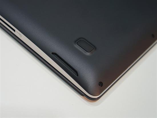 仅3299起 华硕Win8触控小本S200E展示_笔记