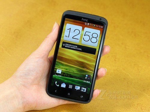 HTC One X 黑色 外观图 