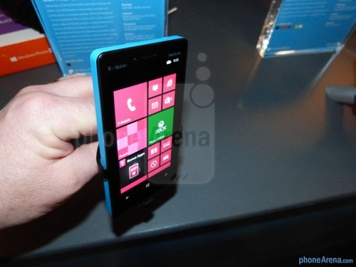 T-Mobile版820 诺基亚Lumia 810上手玩|诺基亚
