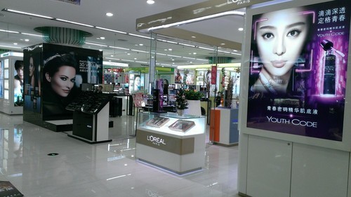 ͬ�Ŵ���ս HTC Butterfly/8X���նԱ� 