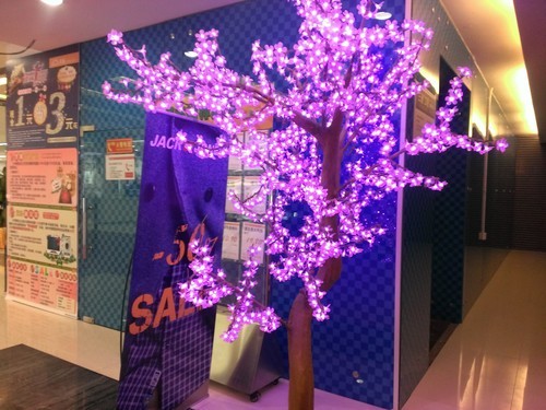 ͬ�Ŵ���ս HTC Butterfly/8X���նԱ� 