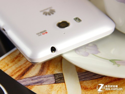 四核2GB内存白色华为荣耀四核爱享版图赏