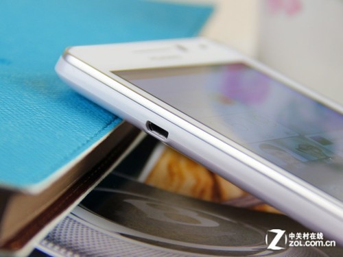 四核2GB内存白色华为荣耀四核爱享版图赏