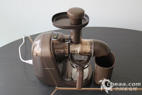 美女厨房:养颜瘦身佳口青瓜雪梨汁_家电_新浪科