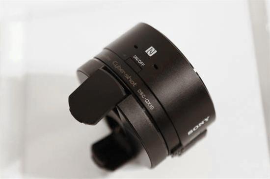 颠覆传统摄影索尼QX10/QX100上手试玩