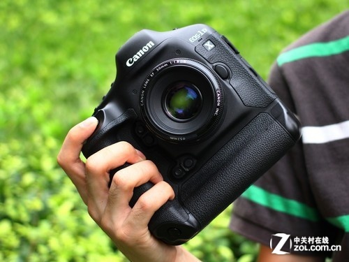 搭载双DIGIC5+处理器佳能1DX单机促销