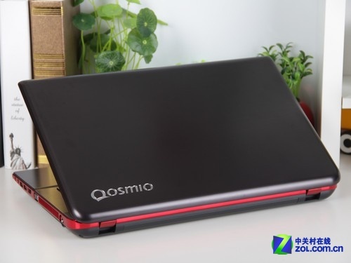 东芝 X70黑色 外观图