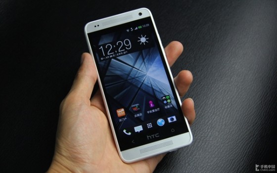 高清屏时尚智能强机 HTC One mini评测