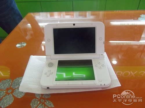 双触摸屏设计 任天堂 3DS LL破解版报1350元