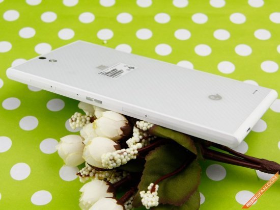 涓叴GrandMemo2璇勬祴锛氭1瑙掑垎鏄庣⒊绾ょ淮鏉愯川