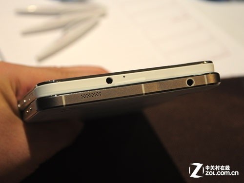 7Ӣ�����˫�� ��Ϊ��ҫX1�Աȿ��ɴ��� 