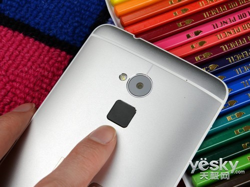 抢平板饭碗 最具人气巨屏手机大荟萃(5)|HTC|华