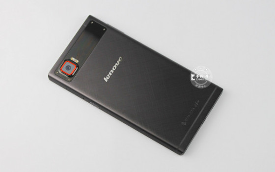 2K巨屏+骁龙801处理器 联想手机K920评测|联