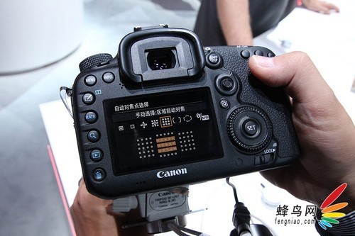 瞬间捕手新旗舰 佳能7D Mark II上手试玩(2)|佳能