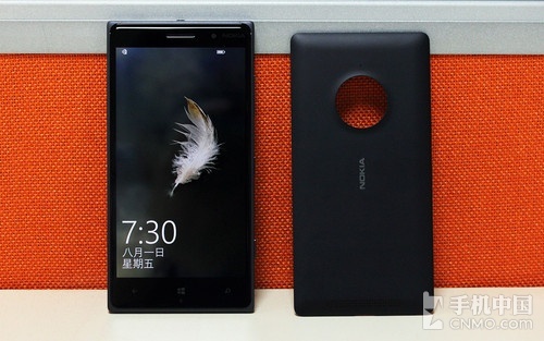 2399Ԫǧ������WP8�ĺ�Lumia830����