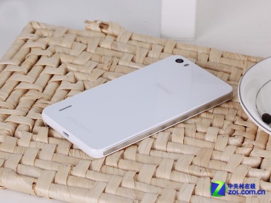 ����Ҳ���涥��3000�ڹ���4G�ֻ��Ƽ�(8)