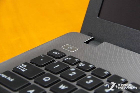 FX7600P交火 华硕VM590Z APU影音本评测