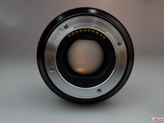 ���Ͱ�Ľ����Ӿ���ʿ56mmF1.2RAPD����