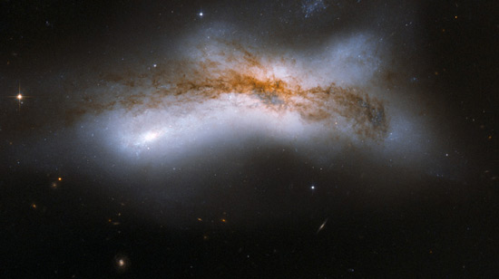 �Ƽ�ʱ��_59����ײ��ϵ��Ƭ��NGC 520��ϵ(ͼ)