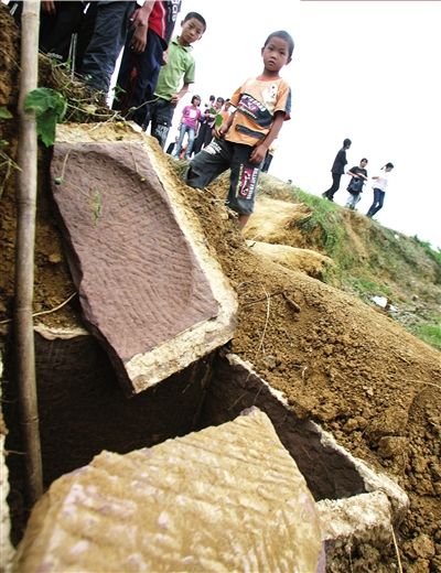 长兴农民致富网 - 资讯浏览 - 一锄一个古墓:龙泉