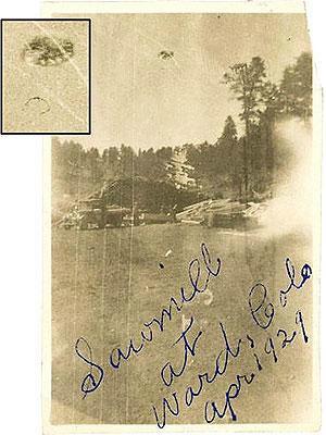 英媒公布57张百年经典UFO目击照片(图) - 天行者 - 天行者的博客