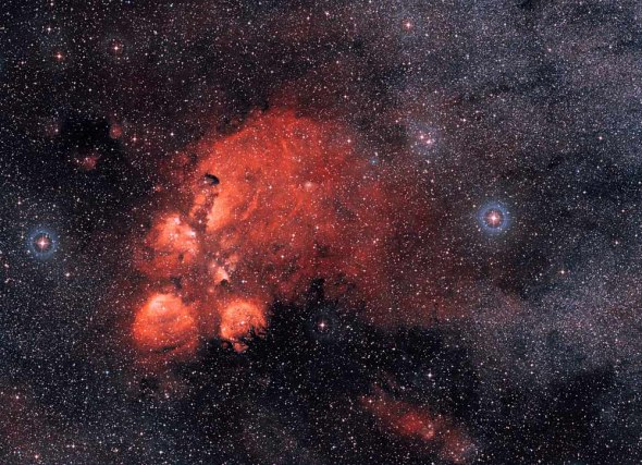 银河系中心拍到横跨50光年猫爪星云(图)_科学探索