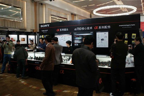 ����Ѳչ��4�֦���Ӱ����:����վ����