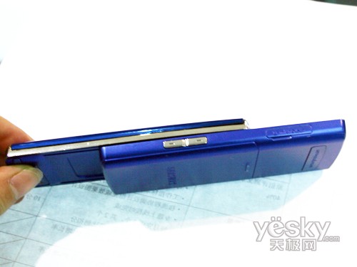 ������˽�ʱ��ʵ���еͶ�Ů���ֻ���ѡ(3)