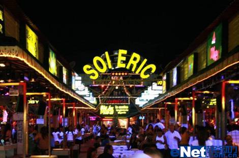 梦在海景沙滩索尼SR12E普吉岛初体验