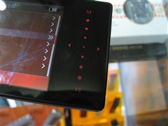 2.8Ӣ����Ļ2GB̨��C300���н�399Ԫ