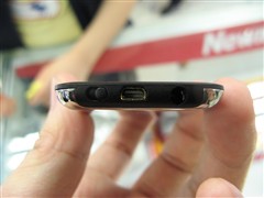 360度全方位旋转1G纽曼MOMO-X1仅199