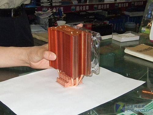 暴力散热器 超频三红海至尊版双风扇新体验_数