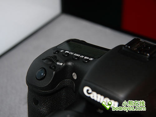 1800万像素强劲性能佳能7D套机15500元