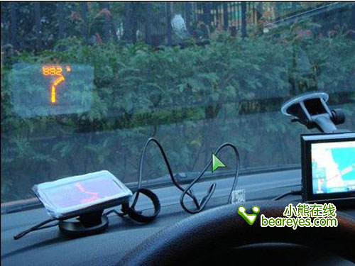 可外接LED显示屏的GPS 华硕R800低卖_数码