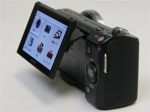 屏幕可翻转的单电相机 索尼NEX-5促销_数码