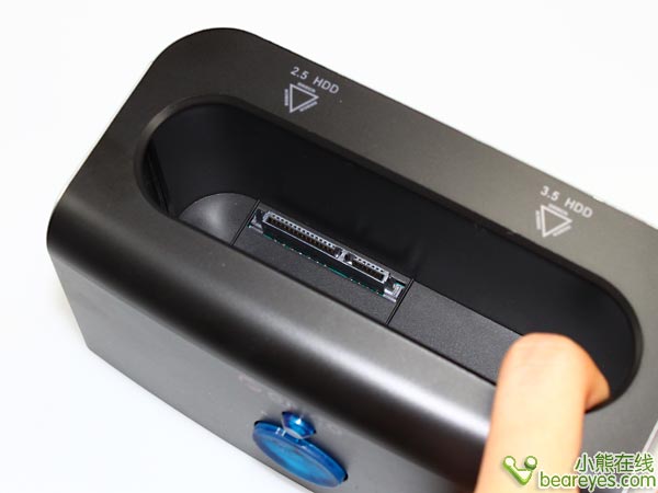 高速畅享奥睿科USB3.0硬盘底座首测