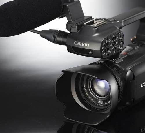 佳能发布超小尺寸 专业数码摄像机xa10