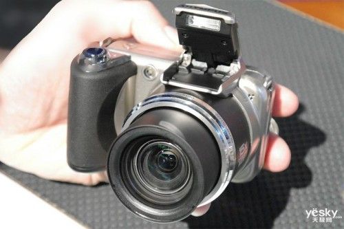 长焦消费类相机奥林巴斯SP600报价1200