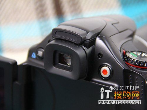 1322016383_Js4yu3.jpg
