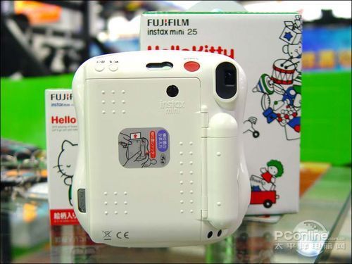 富士拍立得mini25HelloKitty版880元