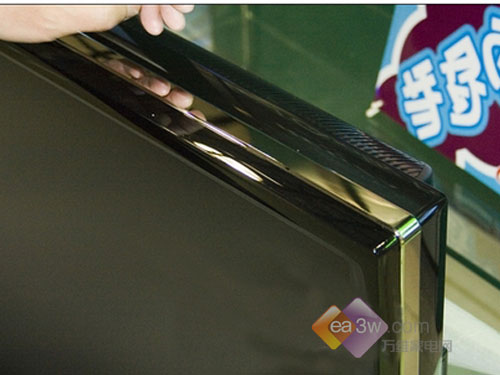 �۸����׽���֥40XF300CҺ������2000
