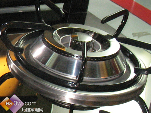 �ܼƽ�6000Ԫ��ֵ��������ѡ������(3)