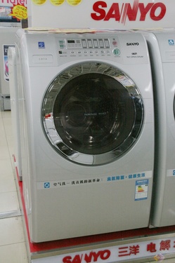 大容量高洗净比三洋新款斜滚筒图赏