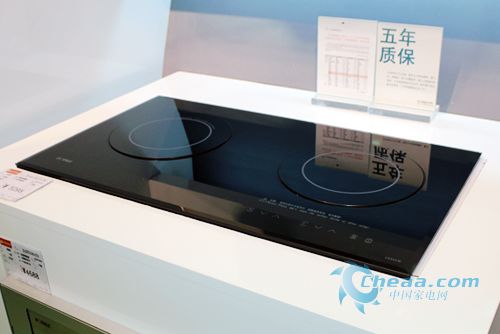 新品上市方太燃气灶CS31CW报价5298元