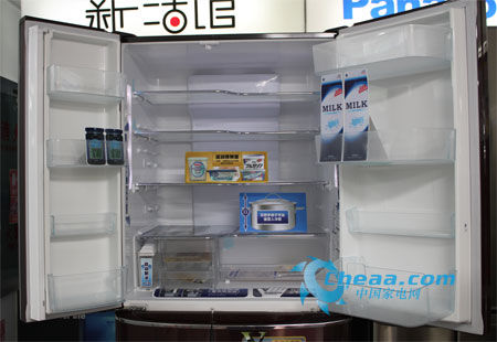 低位冷藏式设计松下冰箱NR-F603TT热卖