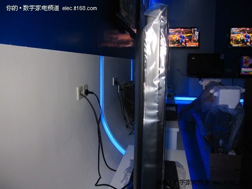 100HZ倍频三星LA46C530F1R售价5450元