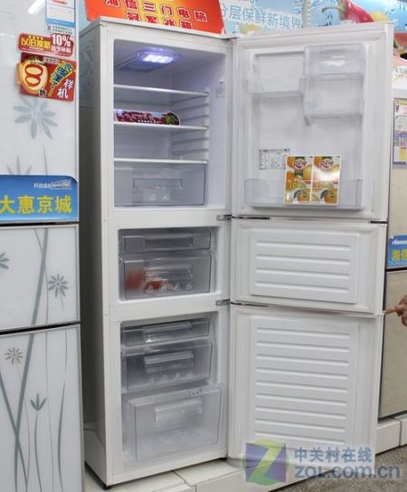 淡雅花纹装饰海信三开门冰箱现2499元