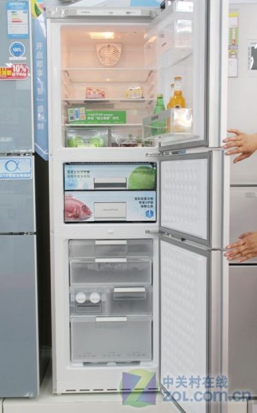 最高湿度90%西门子三开门冰箱7490元