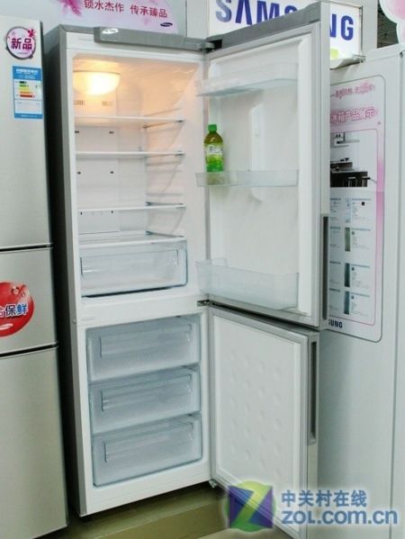 不愁食物掉落三星两门冰箱现3380元