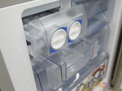 钛立方杀菌更健康海信三门冰箱热卖